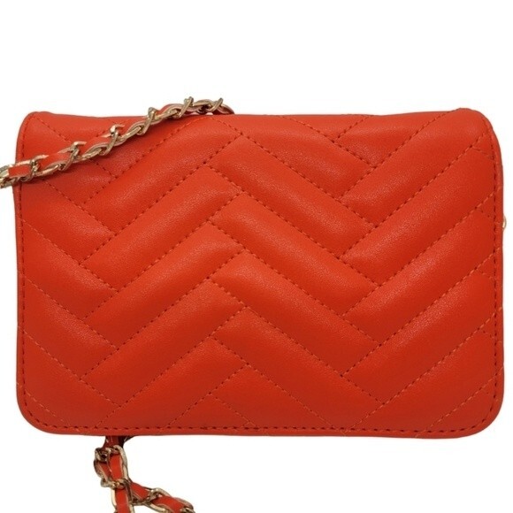 Bebe crossbody purse orange gold chain - Picture 3 of 8